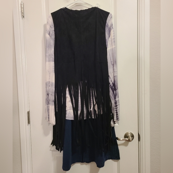 Halloween 1970s Hippee Costume - Picture 4 of 8